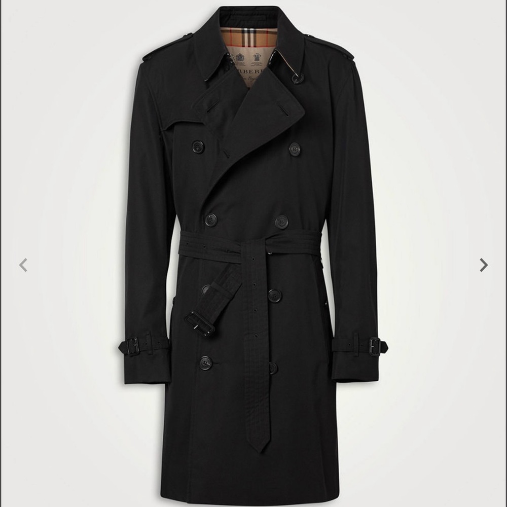 MASSIVE CLEAROUT: NWOT Burberry Kensington Trench Coat (Medium Length)